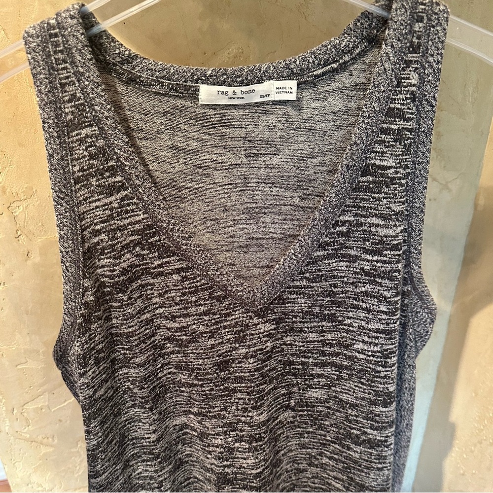 rag & bone gray/black cropped tank top. Size XS